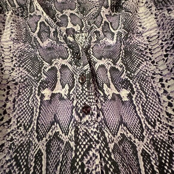 What Goes Around Comes Around Vanessa Purple Silk Snakeskin Top Sz M Whimsygoth - Picture 16 of 16